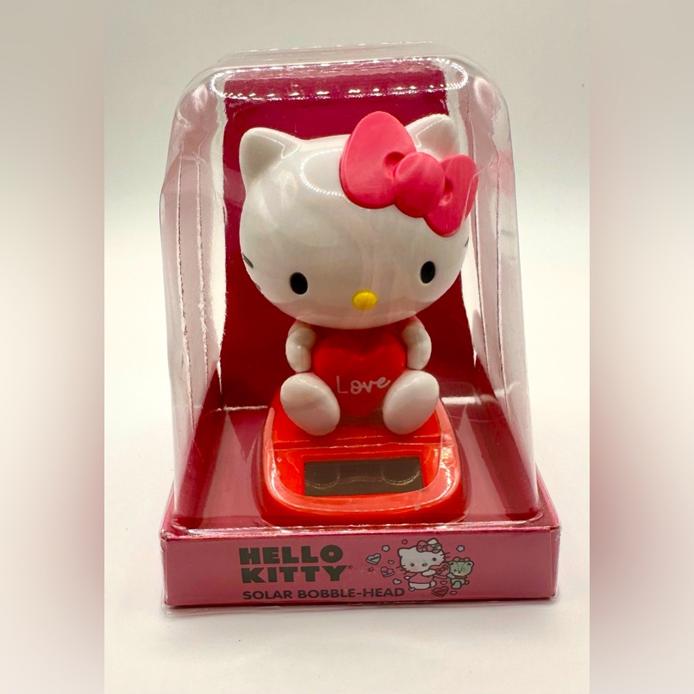 Charming Hello Kitty Solar Bobble-Head, White w/Pink Ribbon, Red Heart.